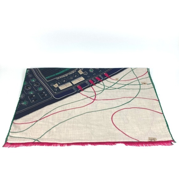 HERMES Authentic Cream Silk Scarf - Picture 13 of 15